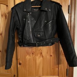 Women Riding  1/2 Jacket Size Large /Leather 