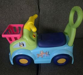 Bluey Ride on Shopping Cart w/ basket