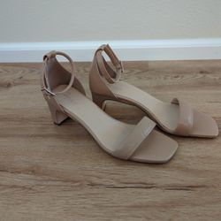 27 Edit Naturalizer Leather Sandals - size 9.5