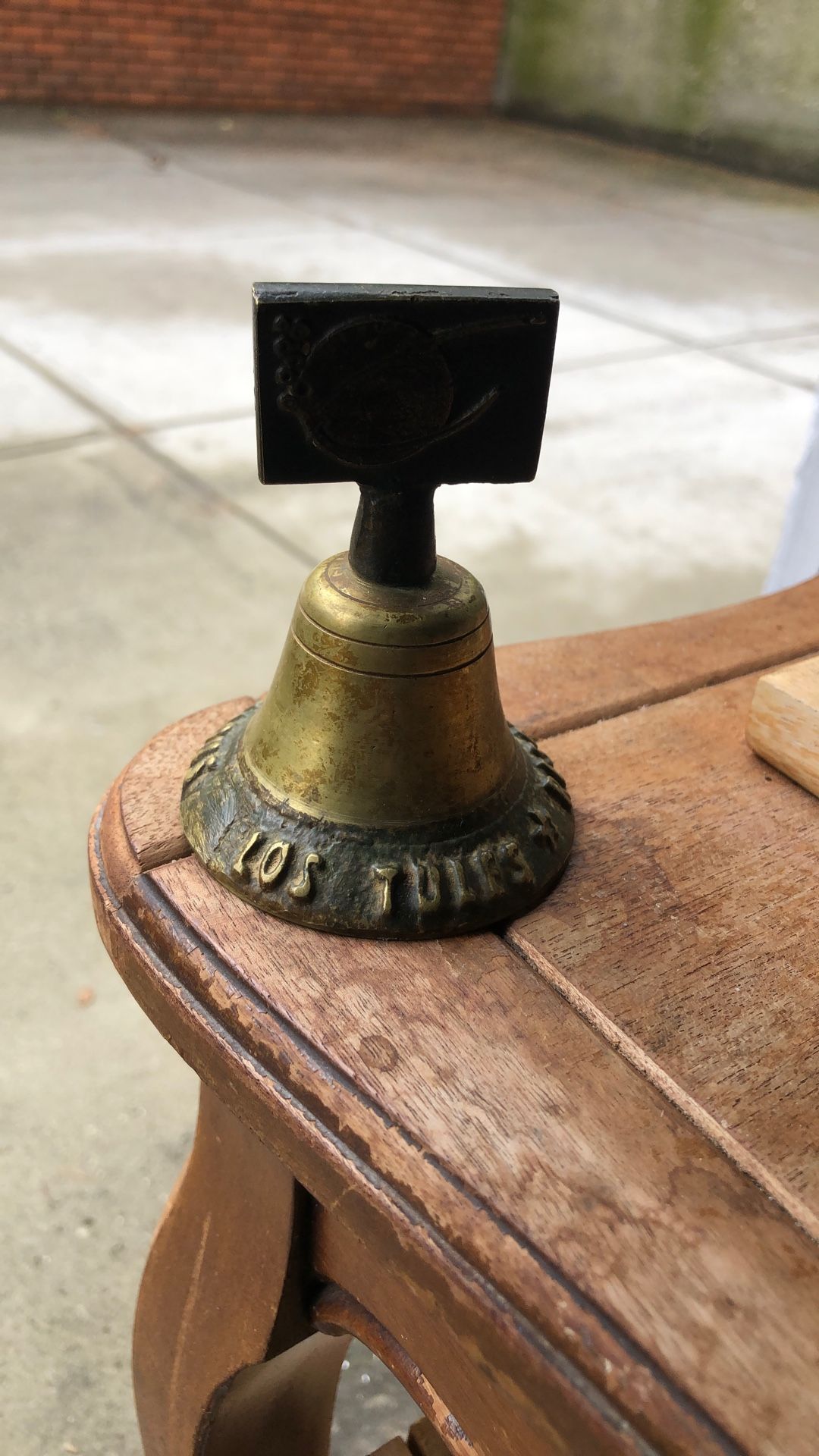 Bell
