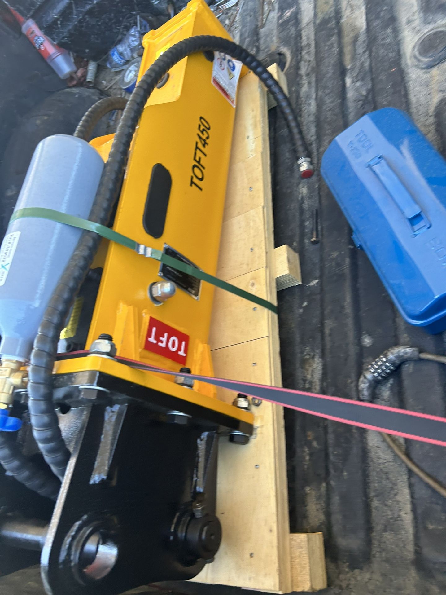 Excavator Breaker