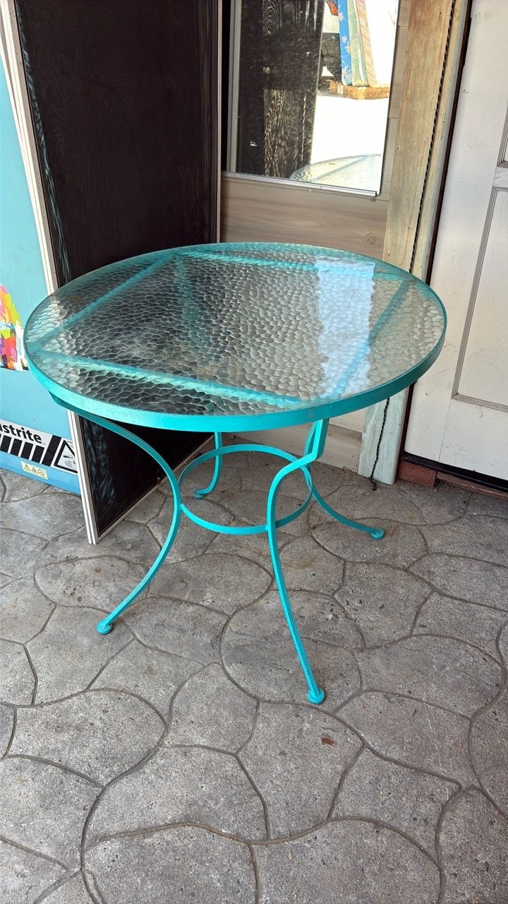 Normal Chula Patio table for Sale in Chula Vista, CA - OfferUp