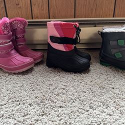 Kids Snow Boots (sizes/prices vary)