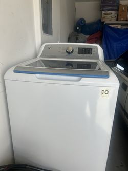 GE® 4.8 Cu. Ft. White Top Load Washer (slightly used)