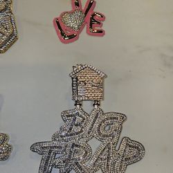 BLACK FRIDAY SALE  Pendant/ Chain Combo