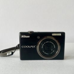 Nikon Coolpix S570 Digital Camera – NIKKOR 5x Zoom