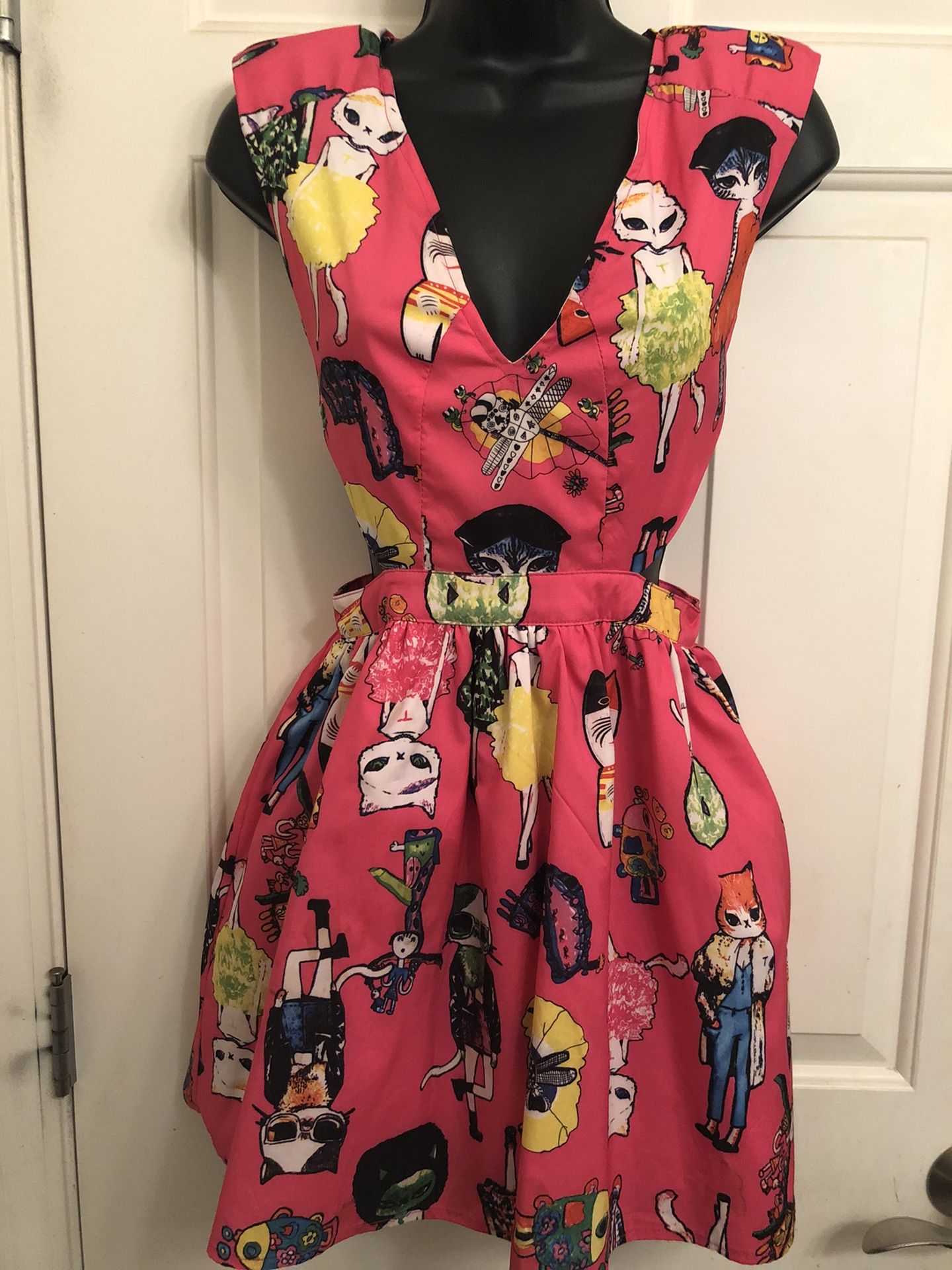 Juniors Women’s Vintage Custom Party Dress Cats Pink With Tulle Beneath Vneck & Shoulder Pads Small