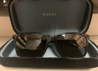 Gucci GG0017S Oversize Sunglasses Blk Gucci Stamped Polarized Lenses