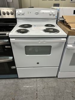GE Open Box Electric Range In White Now $419