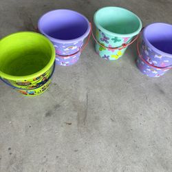 Four Kids Jumbo Plastic Buckets/ Never used/ 6.00 for all Four 