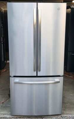 GE Refrigerator 33Inches Wide