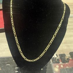 14kt 2 Toned Diamond Cut Figaro Gold Chain 24in