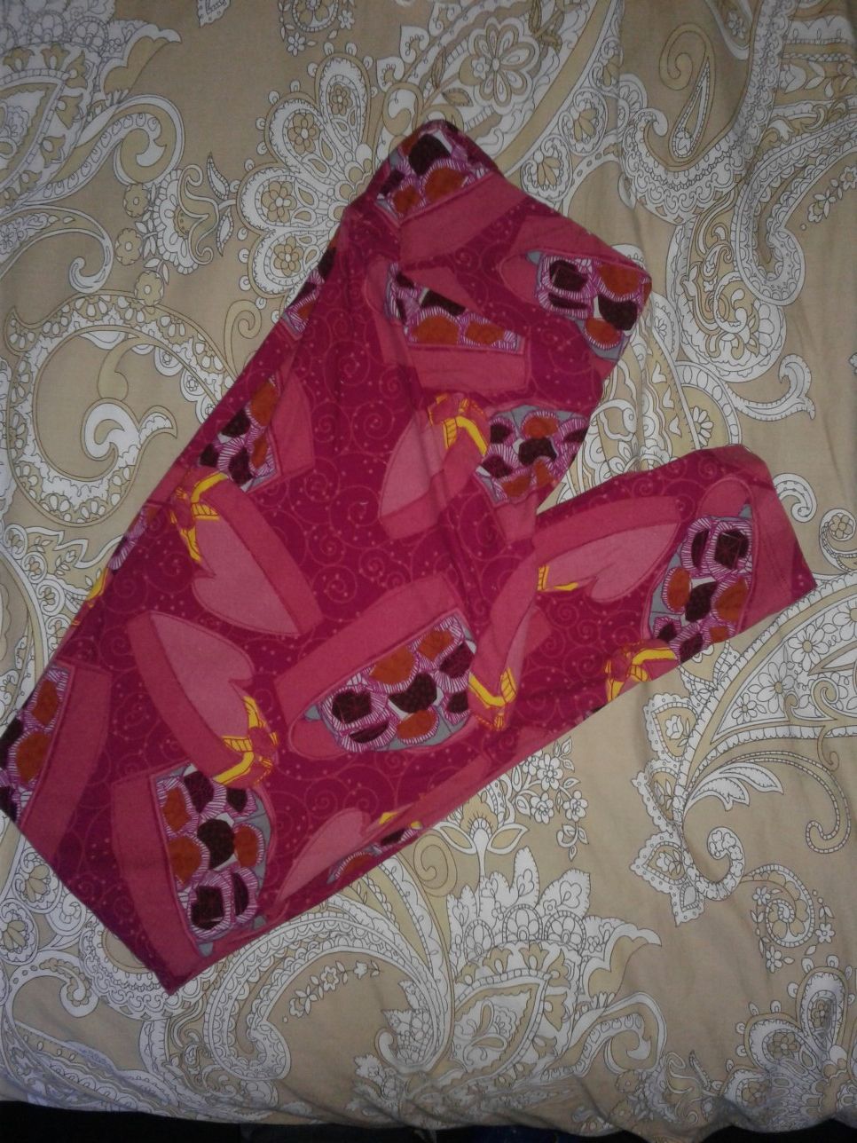 Lularoe leggings os valentines leggings
