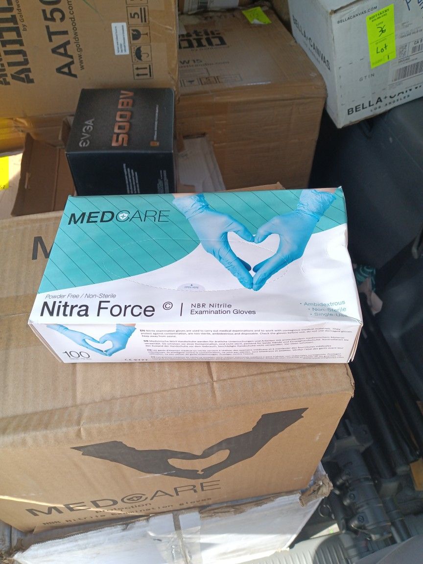 MEDCARE NITRA FORCE SIZE ( L ) 4 EACH  3×10