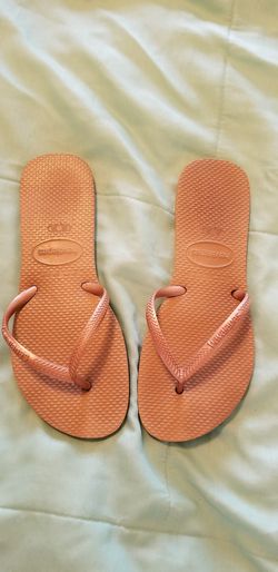HAVAIANAS girl's flip-flops size 4