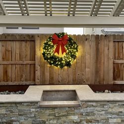 Custom Wreaths Up To 7ft Diameter