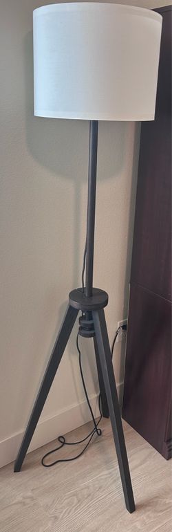 Tripod Floor Lamp