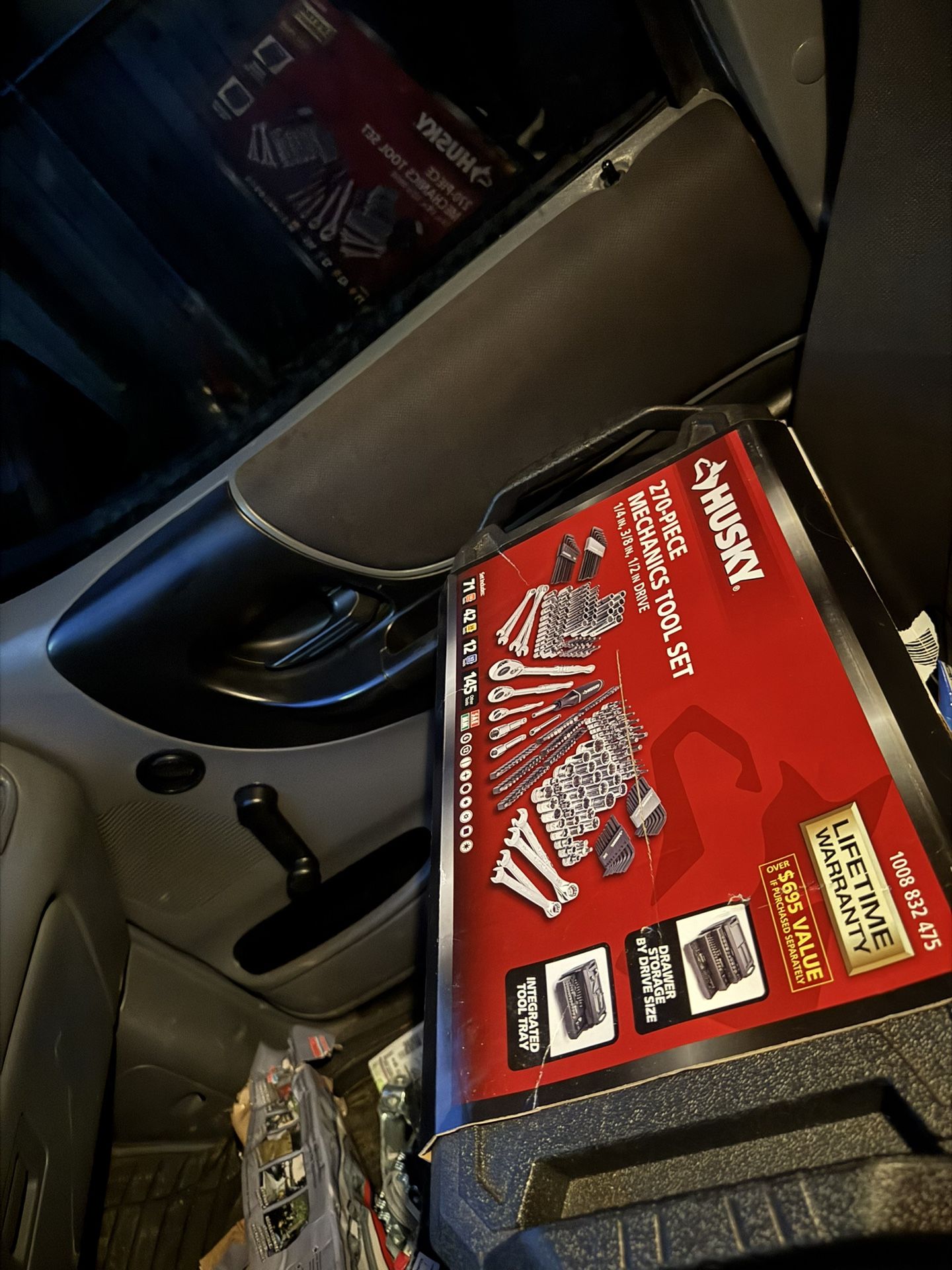 Husky Tool Box 270 Pz