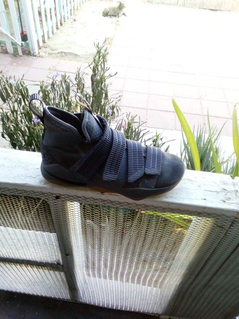 Nike Zoom Size 7/5