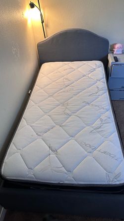 Twin bed