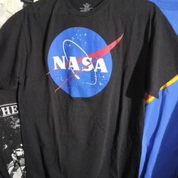 NASA T-shirt Size L