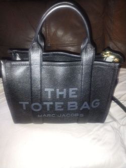 Marc Jacobs The Tote Bag Black Leather