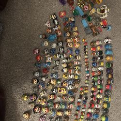 Tsum tsum and doorables