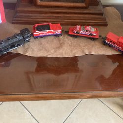 Budweiser NASCAR 25 train cars with diecast 25 car.  