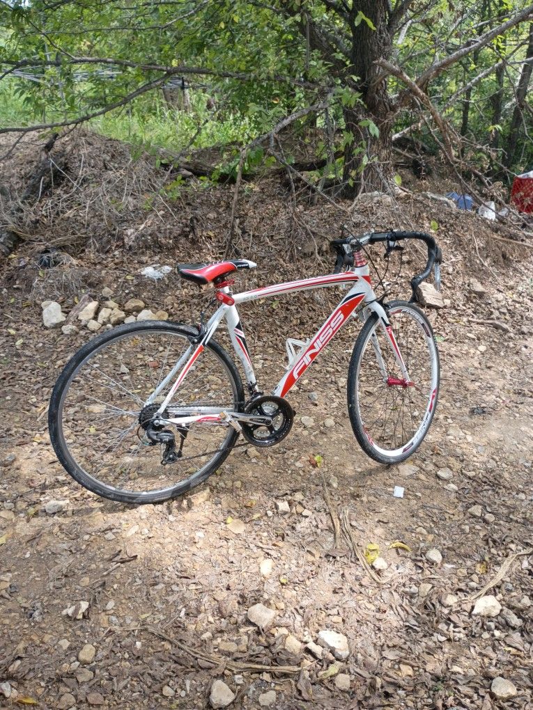 Finiss Road Bike