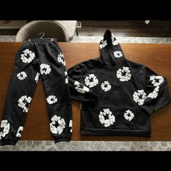 NEW Denim Tears Black Tracksuit AUTHENTIC Men’s Medium (Hoodie + Sweatpants Set)