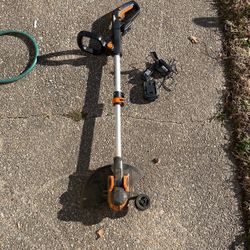 WORX Trimmer