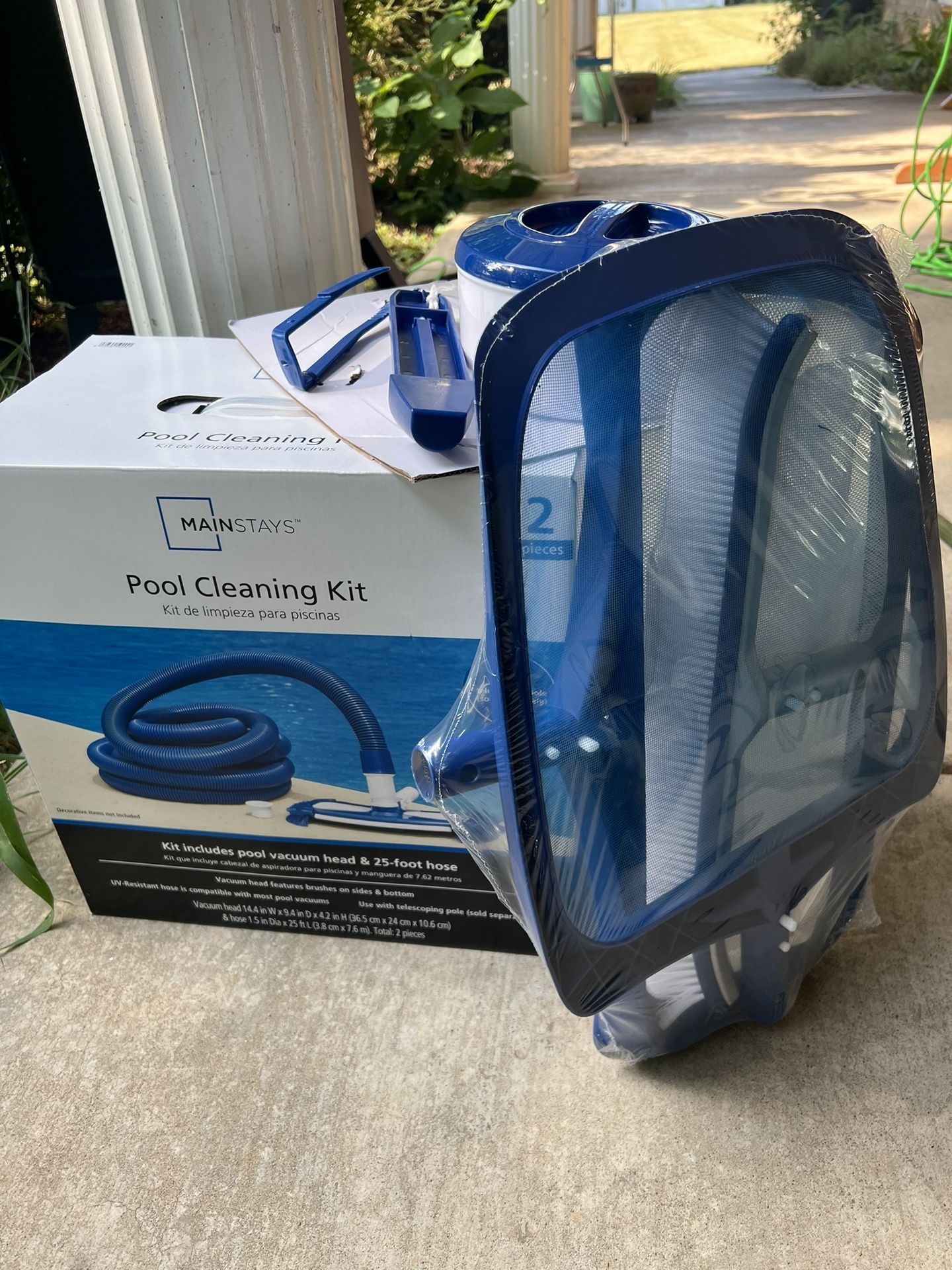 Pool Cleaning Kit