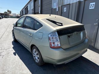 2004-2009 Toyota Prius Part Out