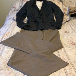 Pant Suit Ensemble 3 pc. $20.00. Chino, Ca
