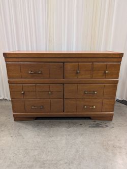 Harmony House Mid-Century Eight-Drawer Dresser in Wood