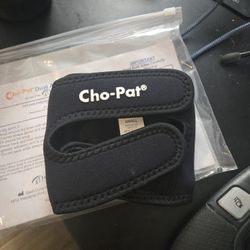 Cho-Pat Knee Strap