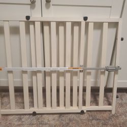 Brand New Regalo Baby Gate