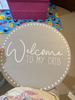 Nursery door sign 