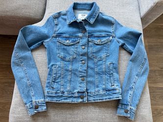 Women’s Denim Jacket