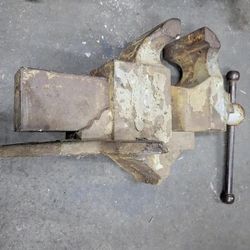 The Chas Parker Co. Bench Vise 106 Vice Tool Vintage Tools Machinist Metal Wood