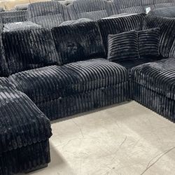 New Set Of Sectional Sofa and Put Out Bed Free Delivery 