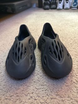 Yeezy foam runners RNNR. #yeezy #kanye #foamrunner