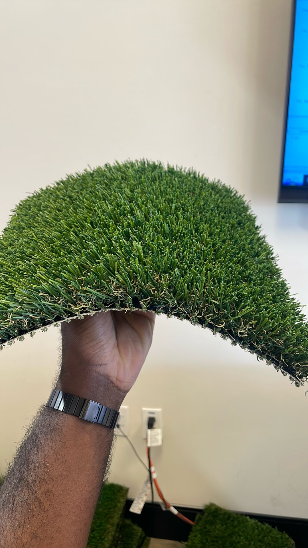 420sf Roll Of New Dog Turf Artificial Grass 