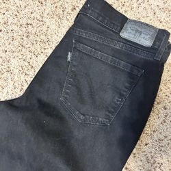 Women’s Levi 505 Jeans, Size 29