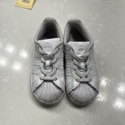 Adidas classic sneakers kids size 10