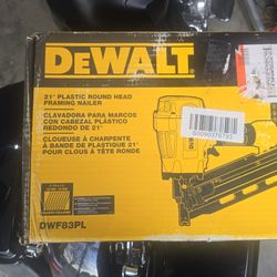 Dewalt 21⁰ Nail Gun