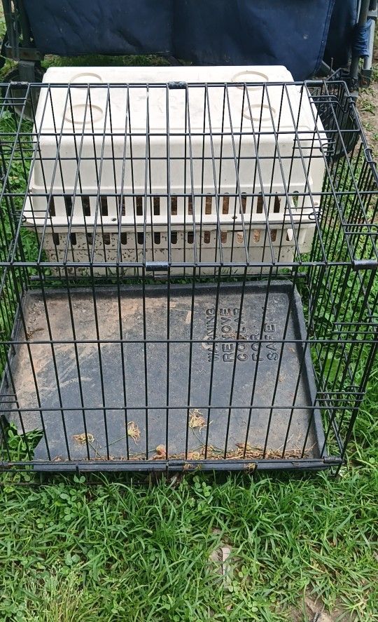 2 Small Kennels
