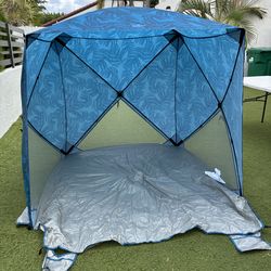 Popup tent beach shelter