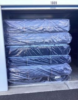 Stearns And Foster reserve Mattress/Lux Estate / Estate Mattress Available Also! King/Queen/Full Availabile