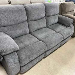 Brand New Scranto Reclining Sofa Couch 